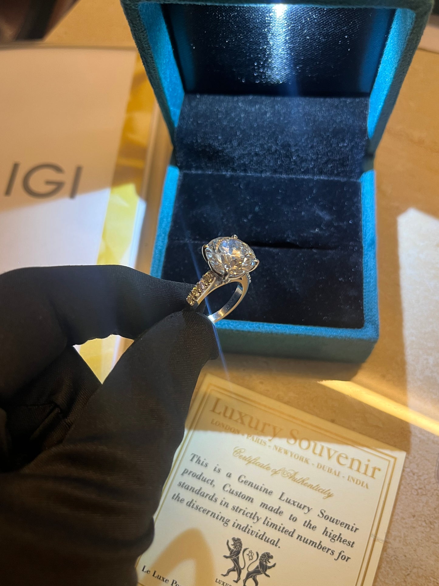 8 Carat Lab Grown Diamond Ring on 18Kt Gold