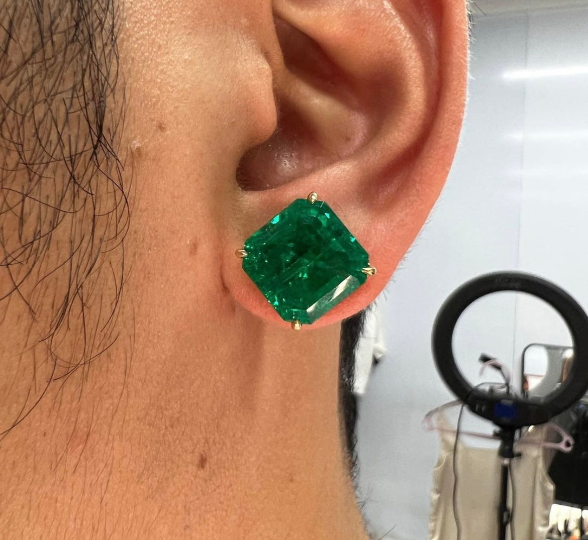 5-5 Carat Lab Grown Emerald on 14Kt Hallmarked Gold Base