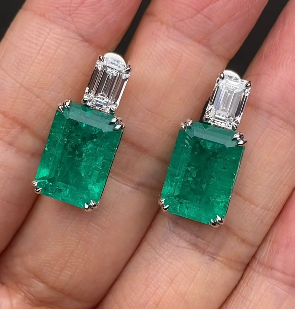 Emerald Diamond Earings - 1-1 Carat Emerald Lab Grown Diamond & 3-3 Carat Emerald Coloured Stone on 14Kt Gold Base