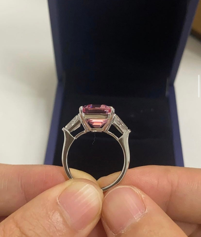 Exotic 10 Carat Pink Diamond Emerald Ring on 18Kt Gold Customised Exclusive , Lab Grown Diamond