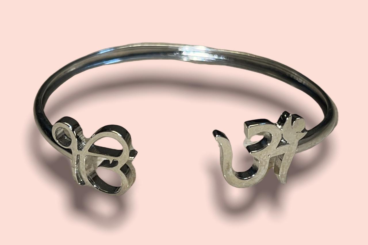 Ekonkar OM Unisex Cuff in 92.5% Silver