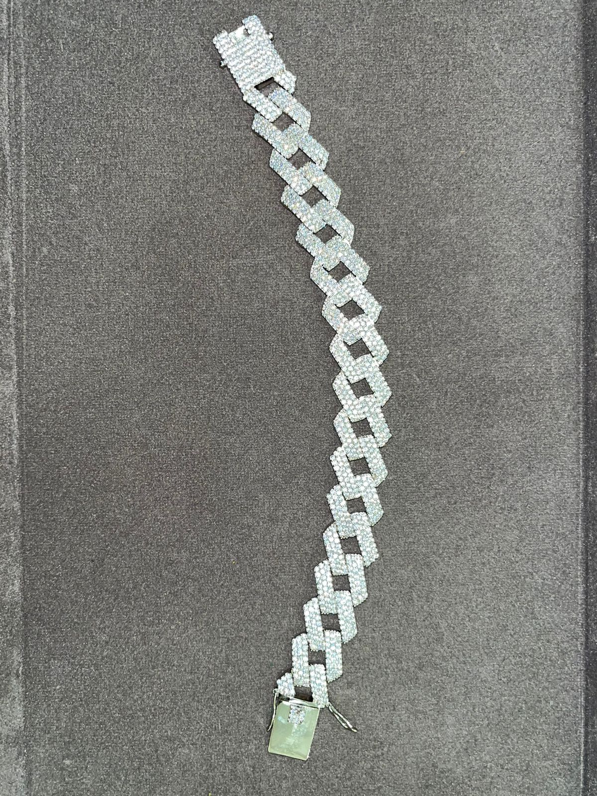 Cuban Diamond Bracelet Iced Out ( White Gold)