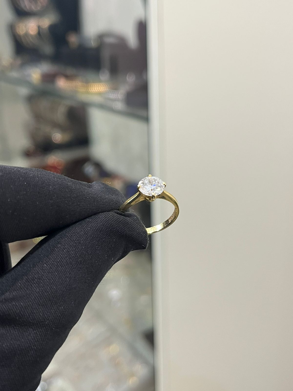 1 Carat Solitaire Ring for Women Classic Style- 14Kt Hallmarked Gold & Certified GRA Moissanite Diamond