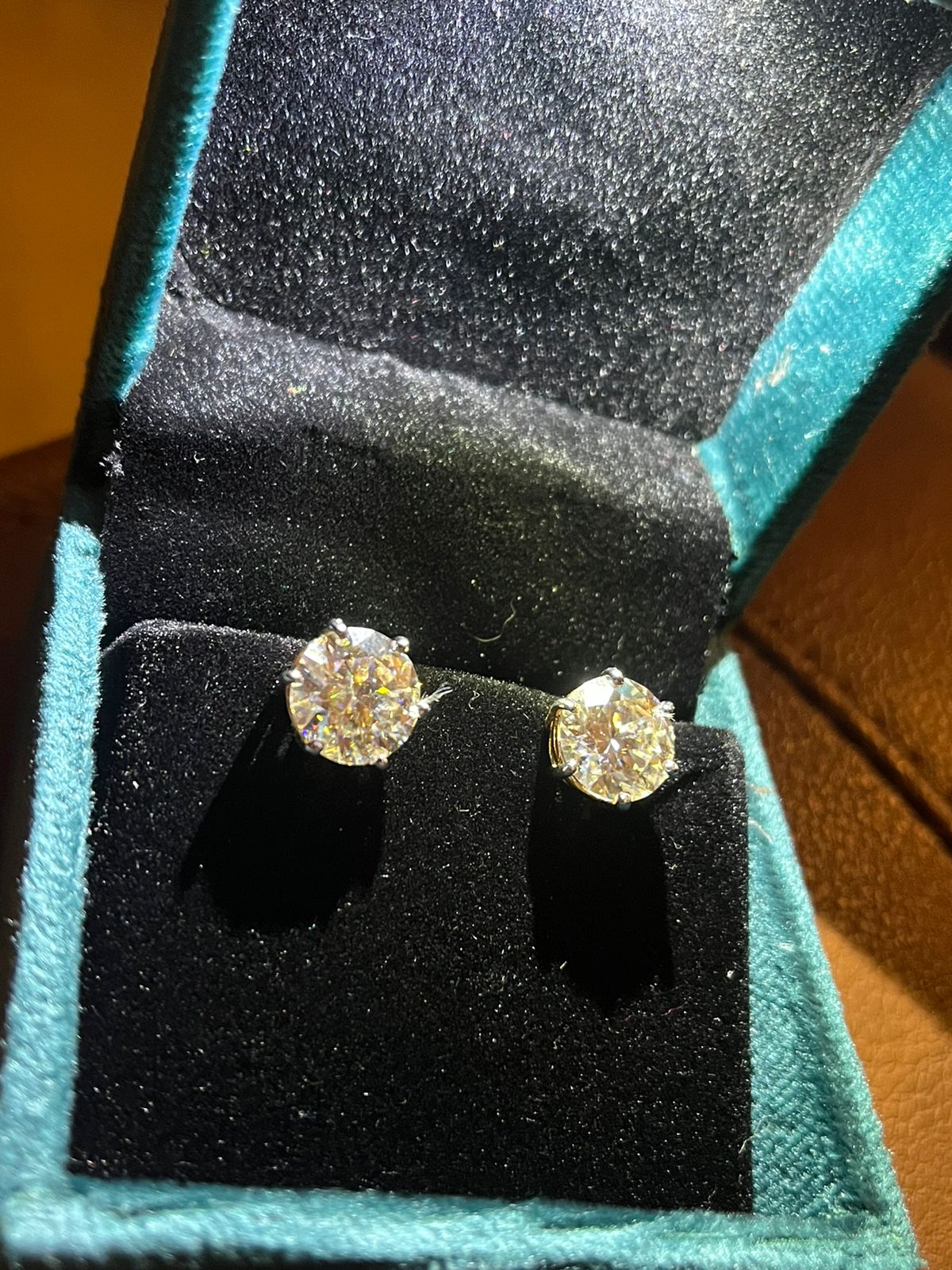 5 Carat Each Ear Pair of  Certified Moissanite Solitaire Earings in 18Kt Hallmarked Gold