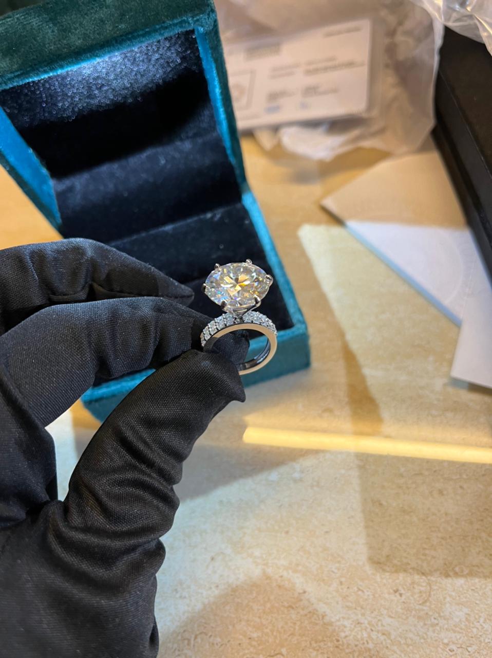 10 Carat Moissanite Ring in 18Kt Hallmarked White Gold