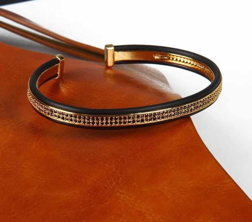 Celebrity Choice Black Diamond ONIX Cuff