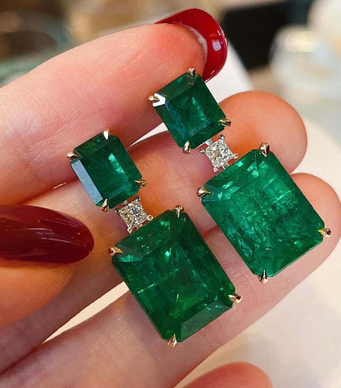 Lab Grown Emerald Earings with 3 Carat on Top 6 Carat Below and 50 cent diamond lab grown on center in 14Kt Gold
