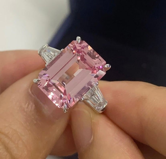 Exotic 10 Carat Pink Diamond Emerald Ring on 18Kt Gold Customised Exclusive , Lab Grown Diamond