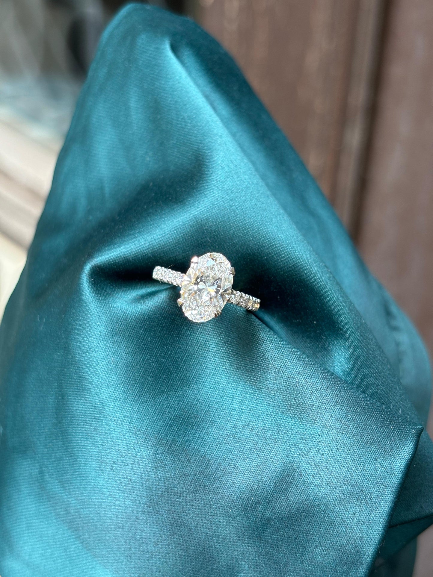 3 Carat Oval Diamond on 14Kt Gold Yellow