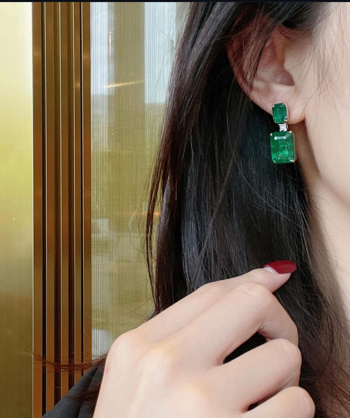 Lab Grown Emerald Earings with 3 Carat on Top 6 Carat Below and 50 cent diamond lab grown on center in 14Kt Gold