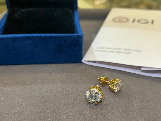 3 Carat Each Ear Pair of ROUND CUT LAB GROWN IGI Certified Solitaire Earings in 18Kt Hallmarked Gold