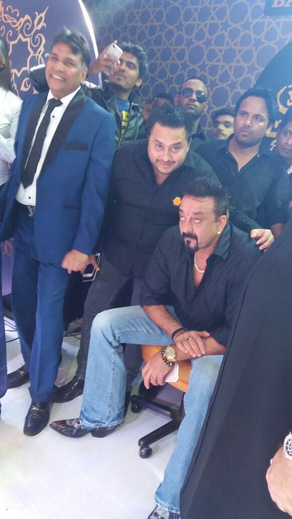 LIONROAR - THE FAMOUS SANJAY DUTT STACK