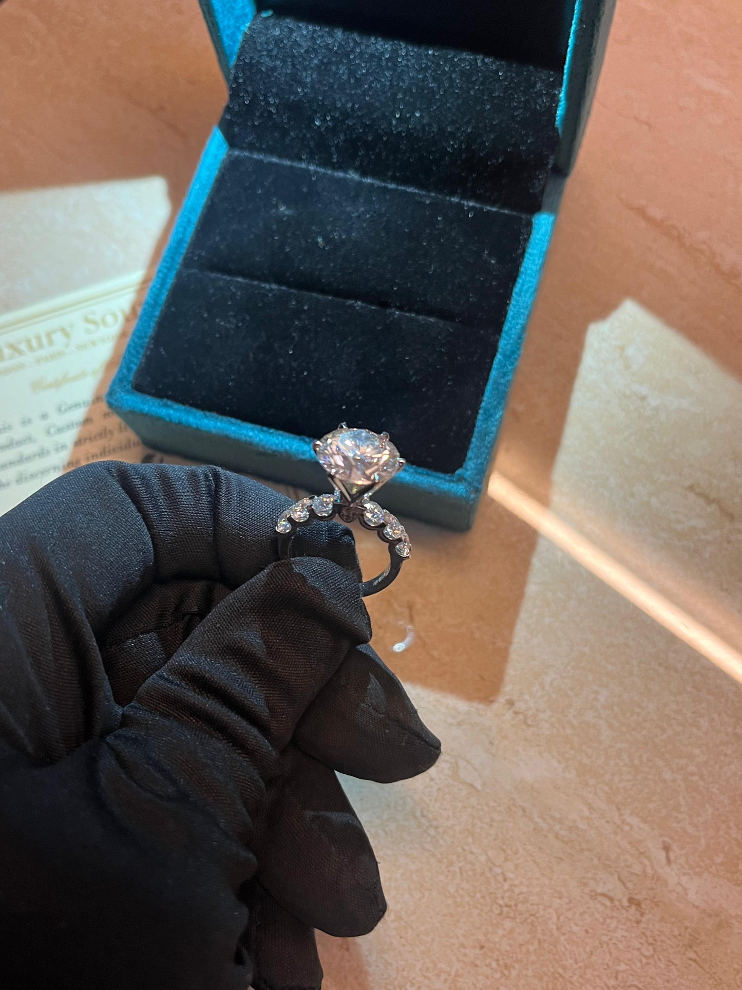 6 Carat Lab Grown Round Diamond Ring in 18Kt White Gold Base