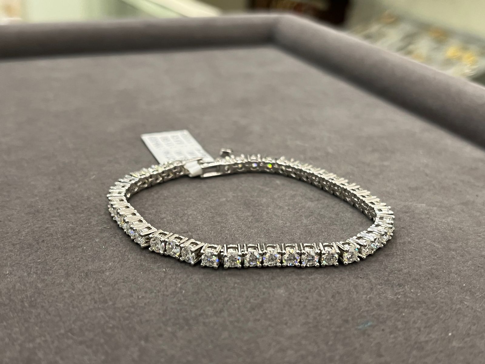 Buy Shimmer Diamond Tennis Bracelet Online | CaratLane
